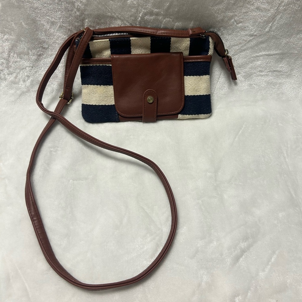 Brown beige blue adjustable strap zip up small purse shoulder bag crossbody bag